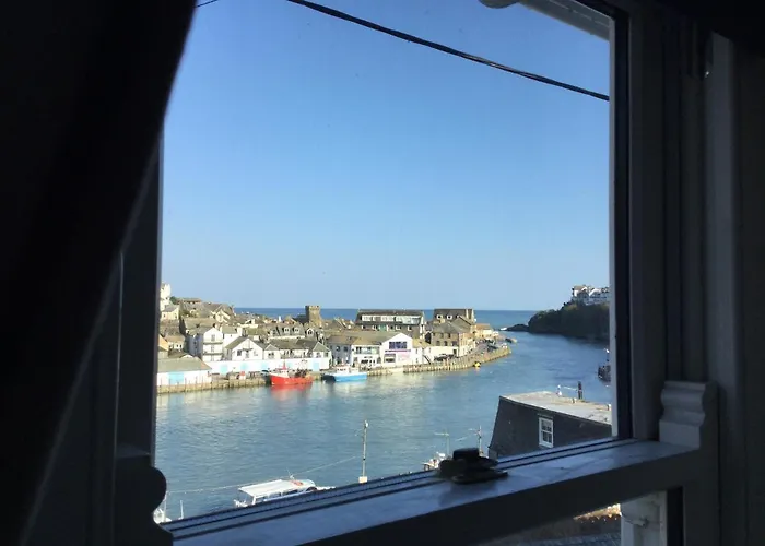 Lanescot, Harbour View With Terrace