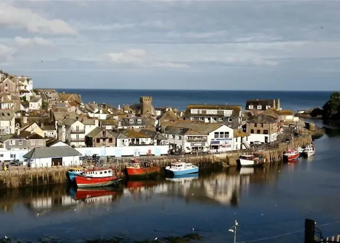 Lanescot, Harbour View With Terrace
