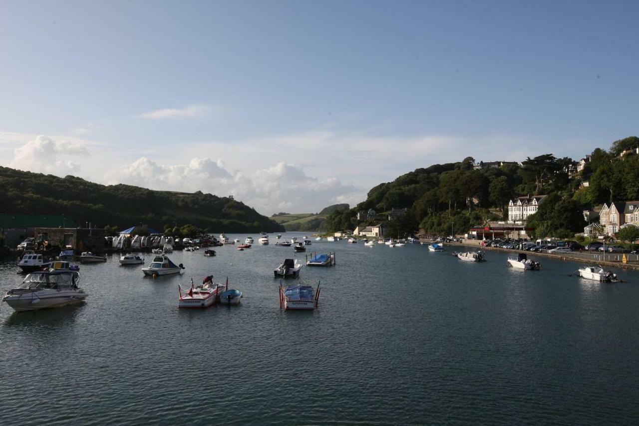 Lanescot, Harbour View With Terrace Looe