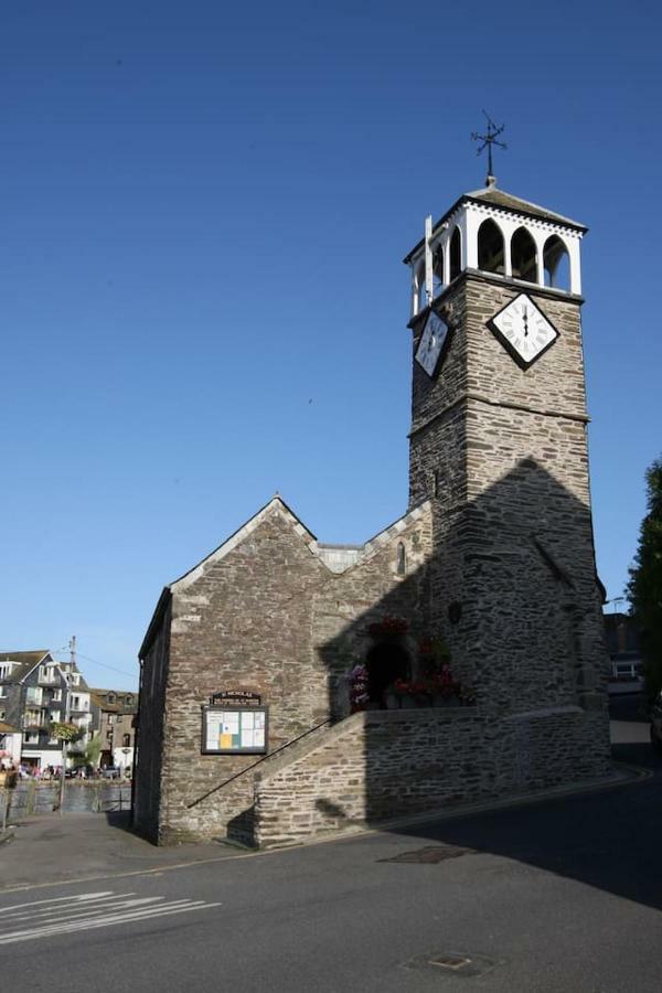 Lanescot, Harbour View *
